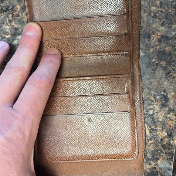 Louis Vuitton monogram wallet - Picture 3 of 9